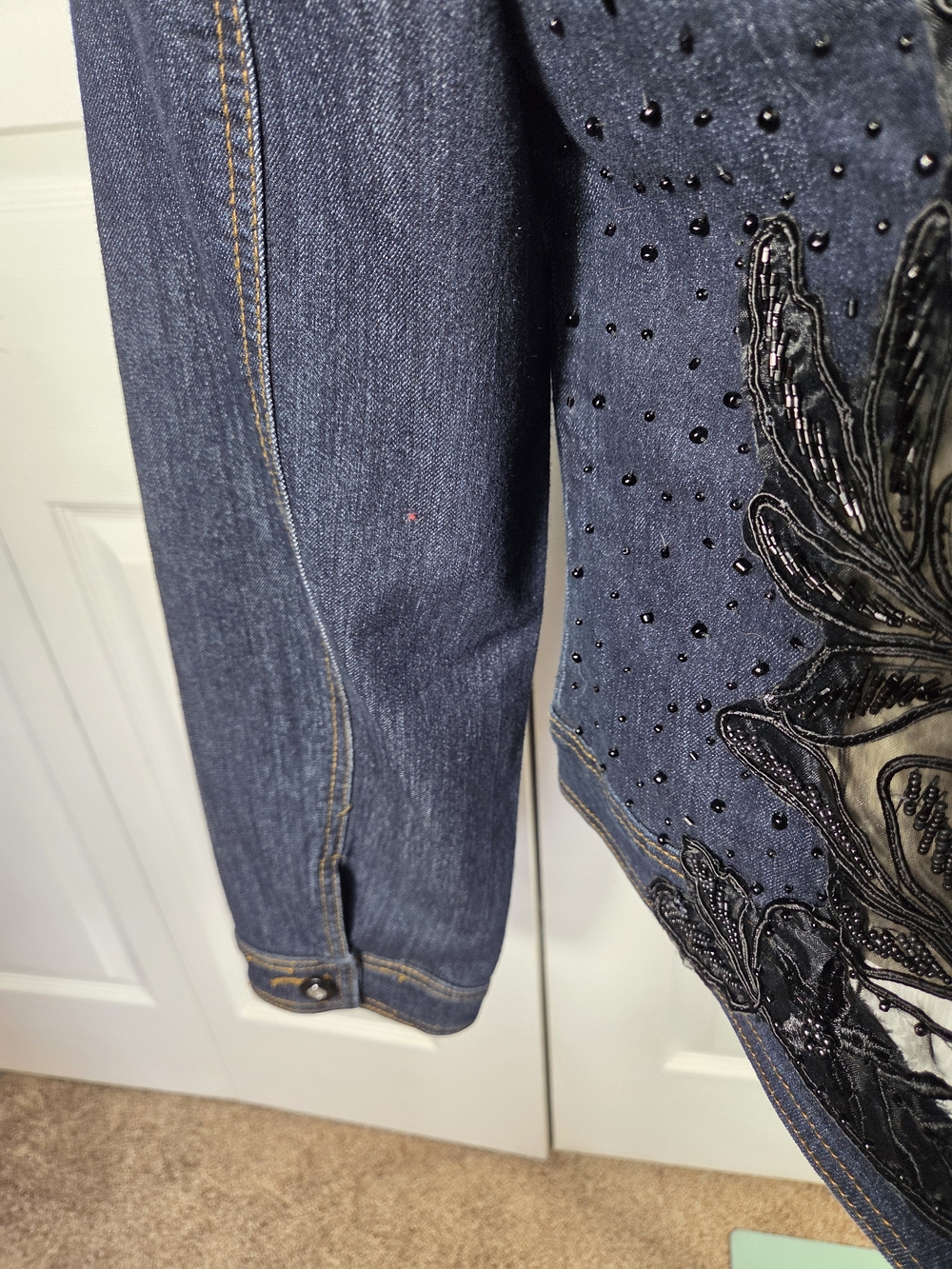 Dark Wash Embellished Denim Jacket Women’s Medium Boho Western - Picture 7 of 11